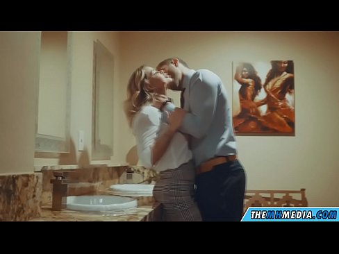 ❤️ Rehefa mamitaka anao ao amin'ny trano fidiovana ho an'ny besinimaro ny blonde be busty Vaovao aminay mg.3dhentaix.ru ﹏